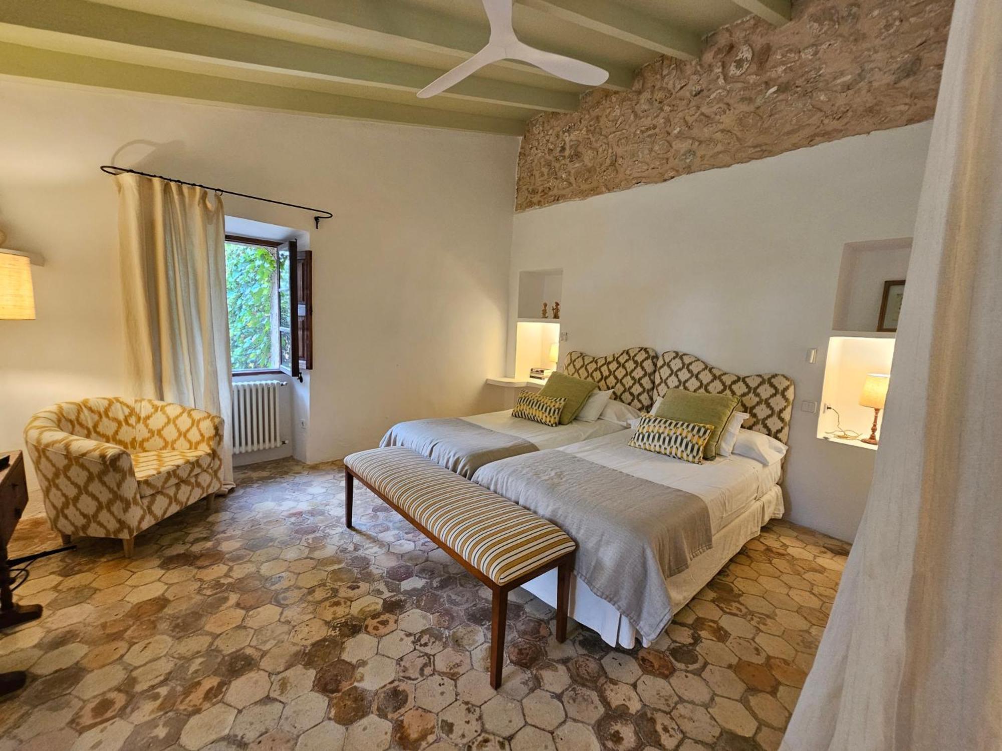 Oliver Moragues Grandhouse & Vineyard Algaida  Exterior photo